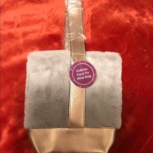 Holiday Faux Fur Wine Bag - Brand New